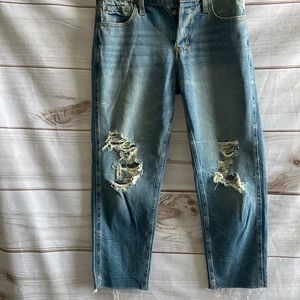 Hollister low rise crop boyfriend jeans